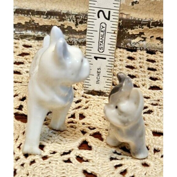 Pair of Vintage Porcelain French Bulldog Dog Figurines 2 Sizes Japan - Picture 8 of 10